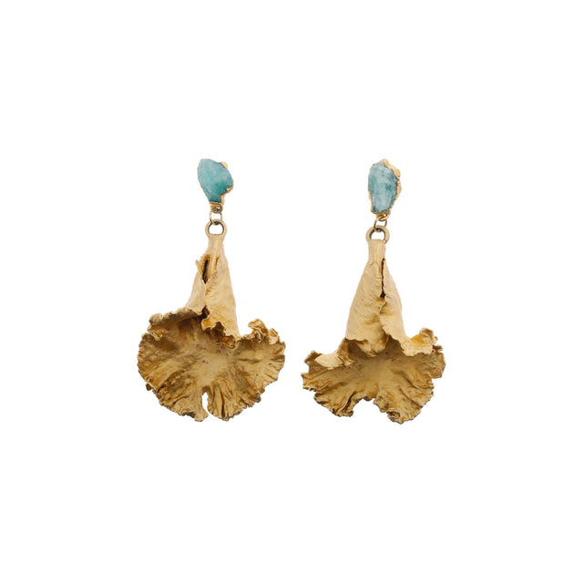 Labellum And Rough Emerald Earrings