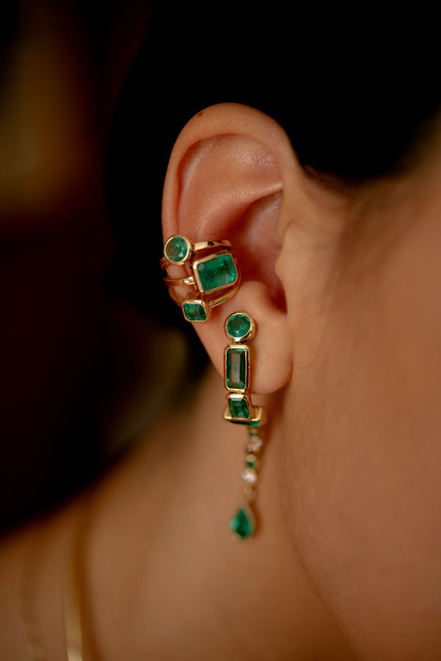 Emeralds and Diamonds Line Earring