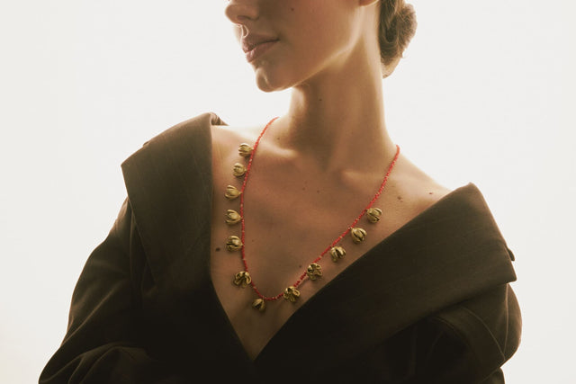 COLLAR SEMILLAS DE ENEBRO Y PIEDRAS NATURALES