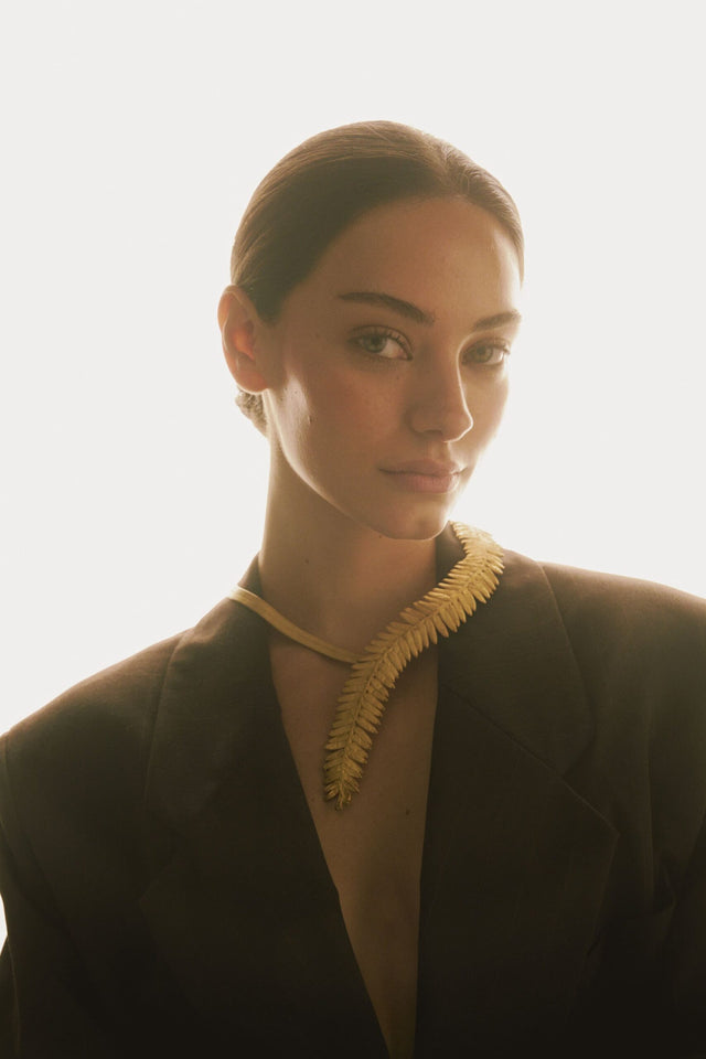 ROMERON HOOP NECKLACE WITH CHAIN