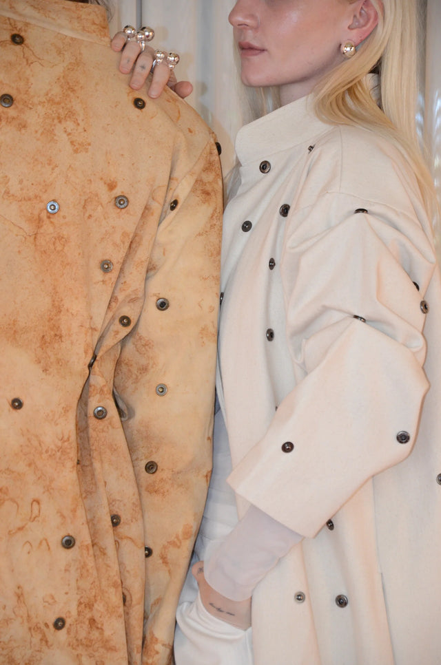 TRANSFORMABLE COAT