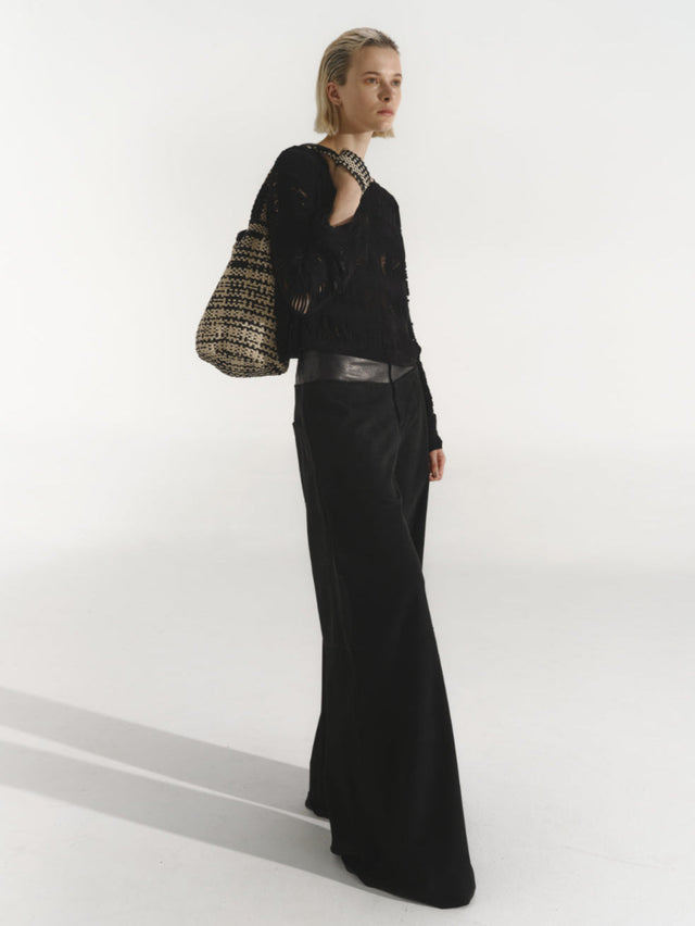 Pantalón Bongani by Andrea Landa, detail of the leather waistband