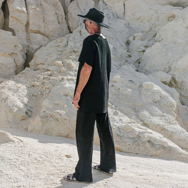 Reversible T - Black Suede