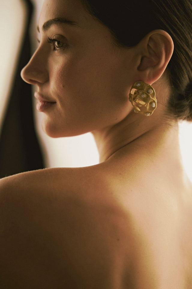ARETES ACACIA CON PERLAS