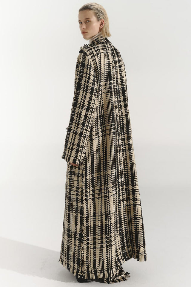 Maxy-Gabardina Achi por Andrea Landa, uso abierto