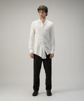 Camisa Tornado marfil de A New Cross con cuello nehru, vista frontal