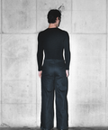 Silo Pants by MateriaCruda, view of the trousers' drape
