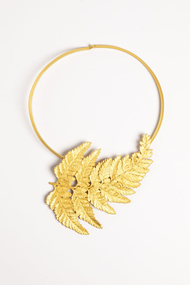 LACE FERN NECKLACE AND BROOCH