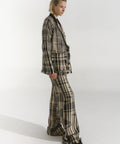 Blazer Aguachica - Andrea Landa - Lateral abierto detalle