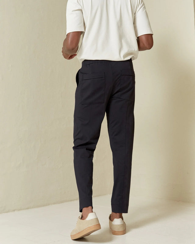 PANTALÓN TECH CLÁSICO