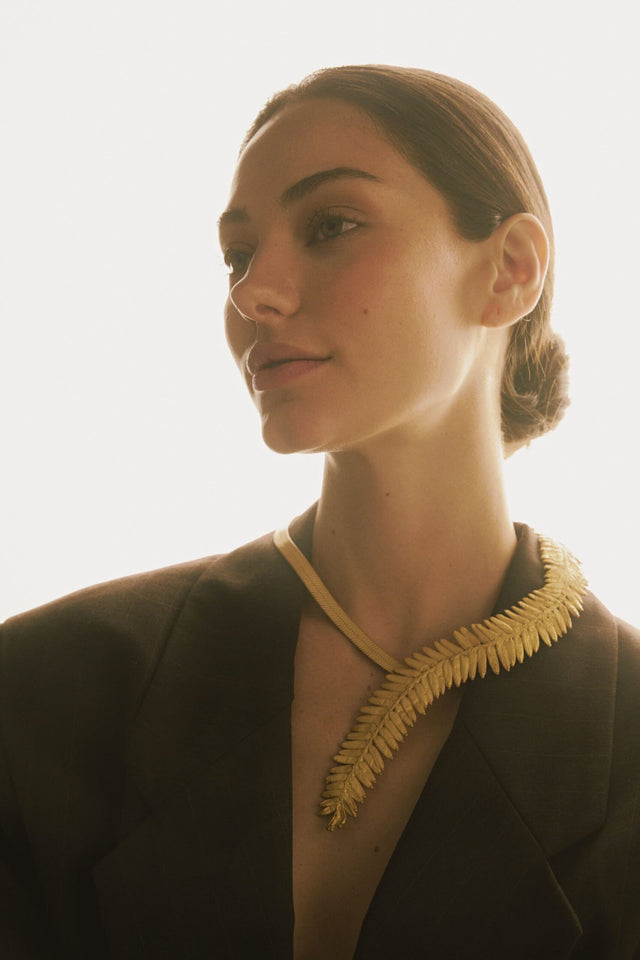 ROMERON HOOP NECKLACE WITH CHAIN