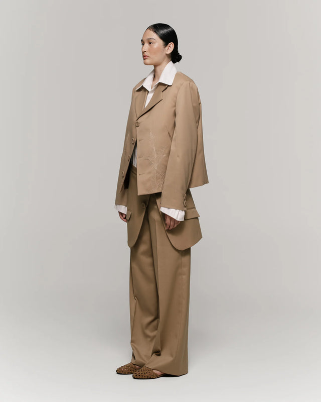 Amber Suit